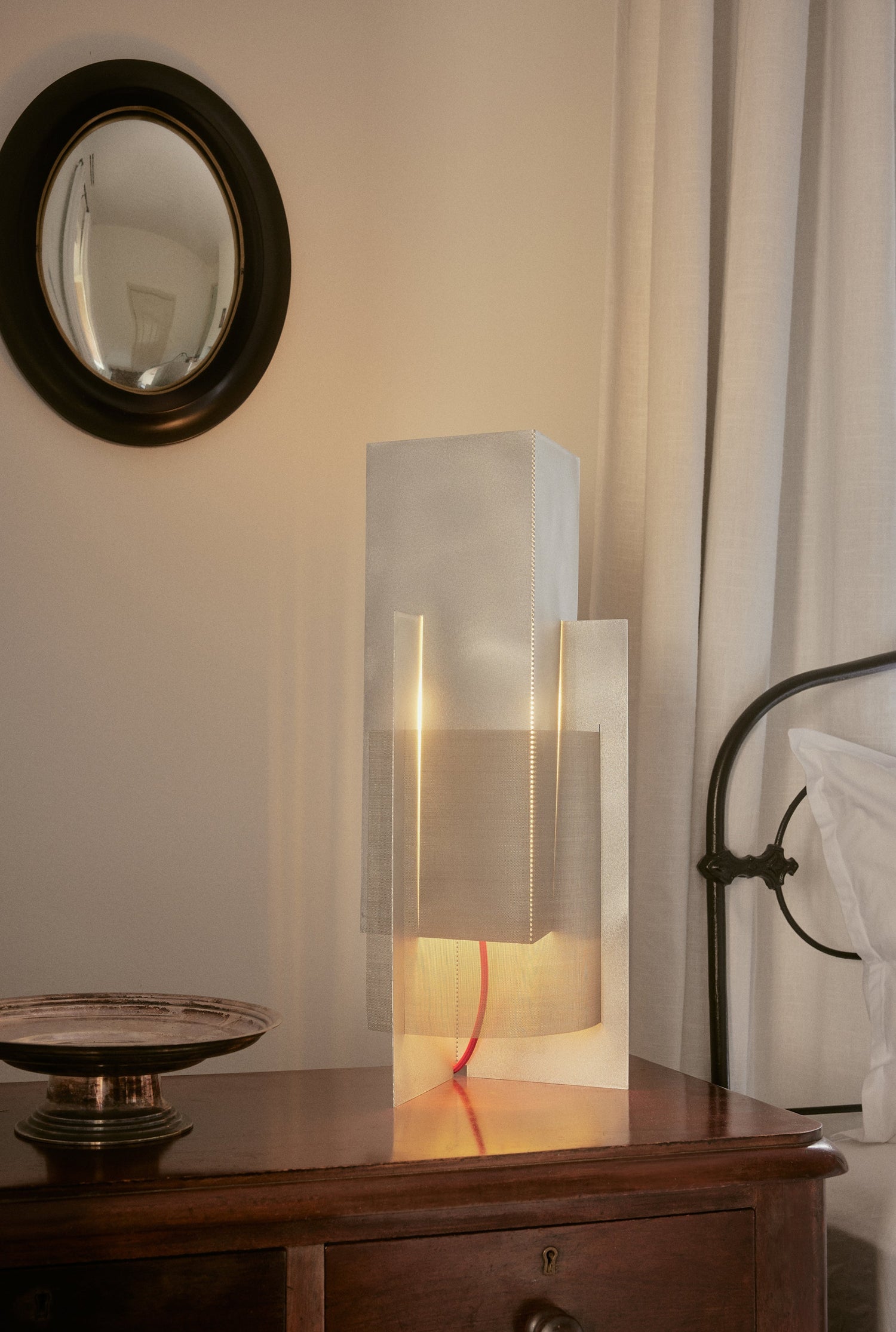 RT1 Table Lamp