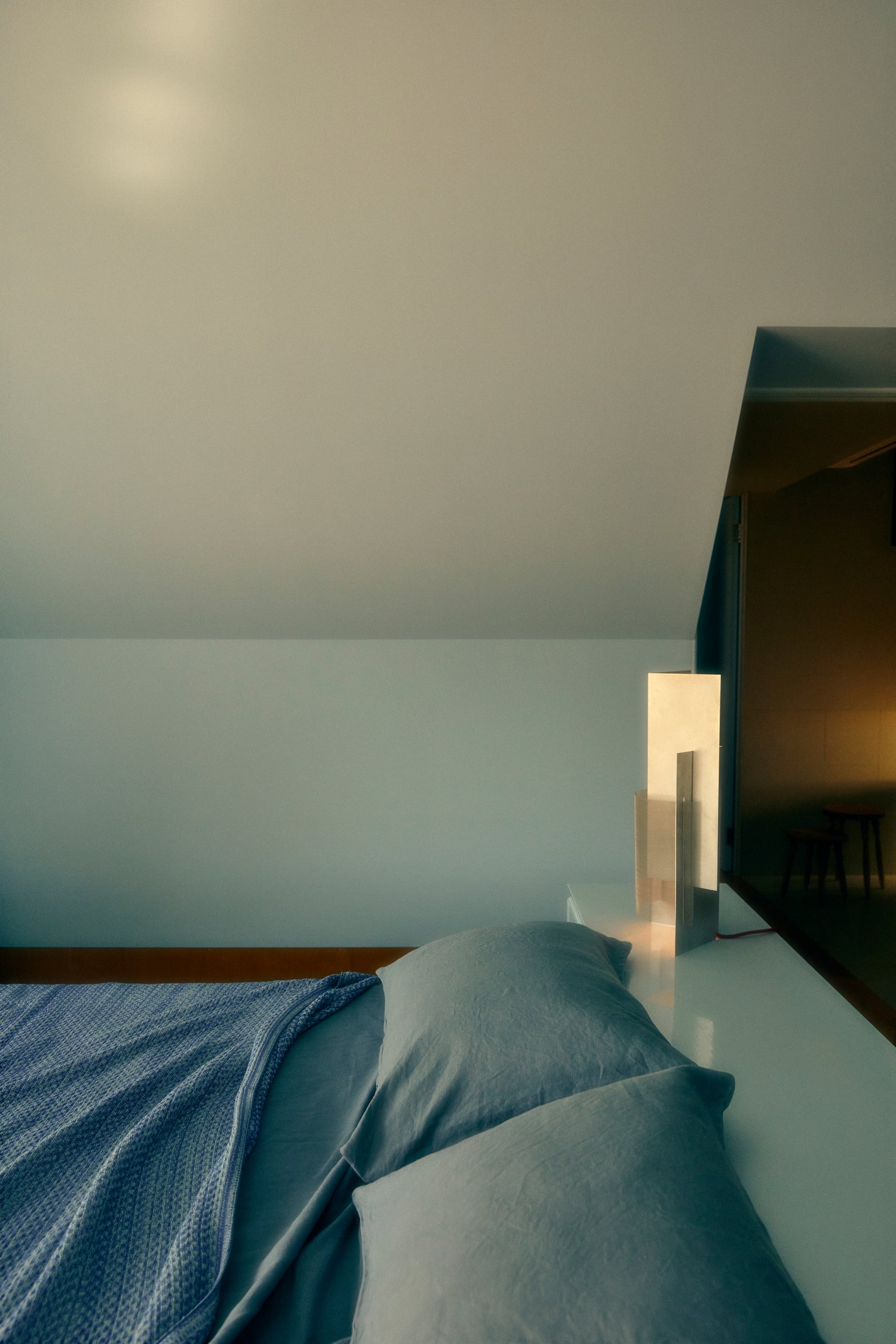 RT1 Table Lamp